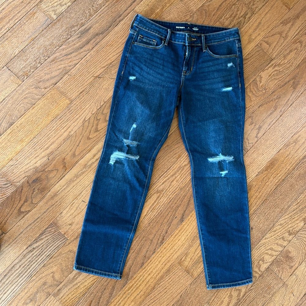 Old Navy women’s stretch  Slim Jeans size 8 petite